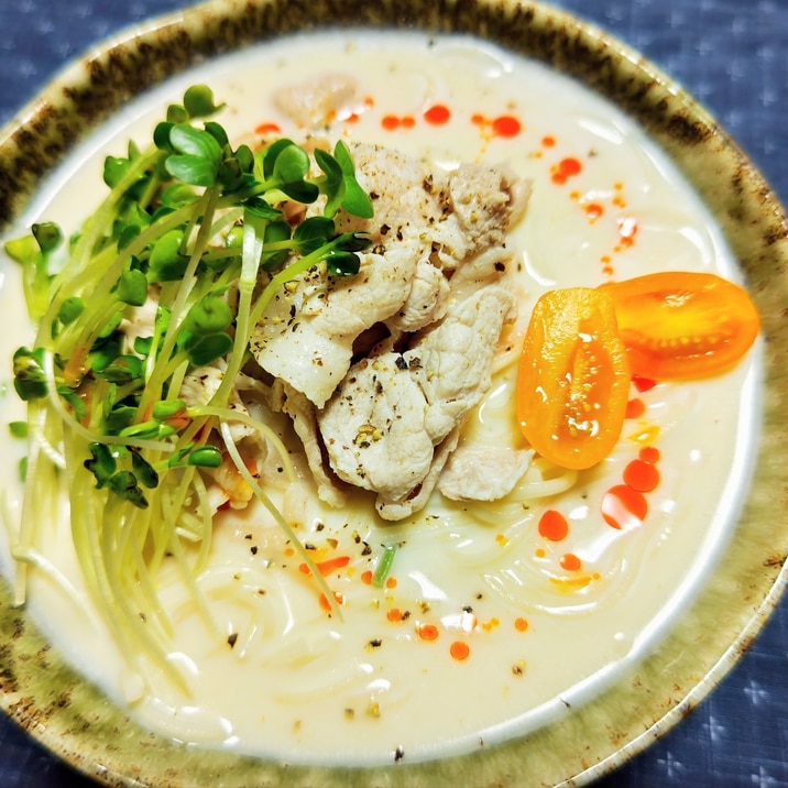 ひんやり♪ひやむぎで豆乳と味噌の冷やし麺